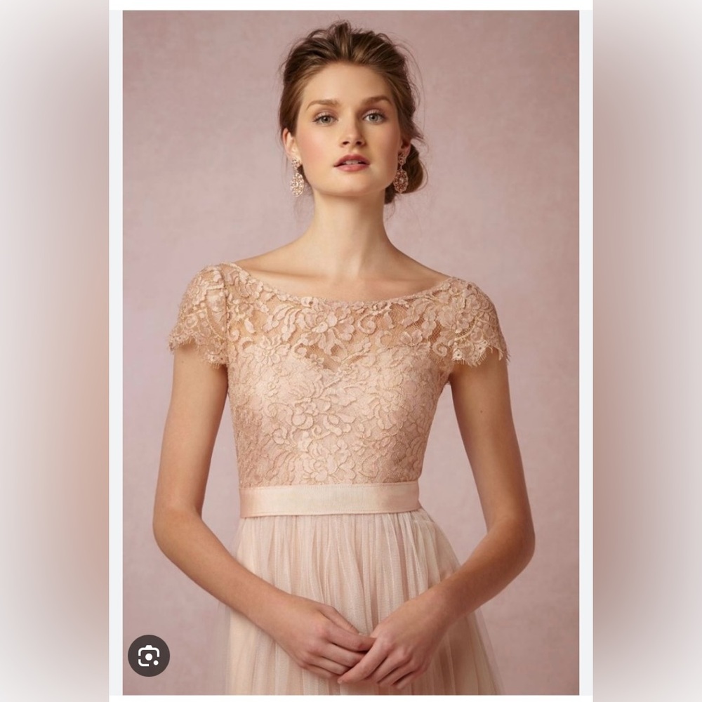Jenny Yoo Annabelle Dress. Blush pink. Tule and lace. Sweetheart neckline.